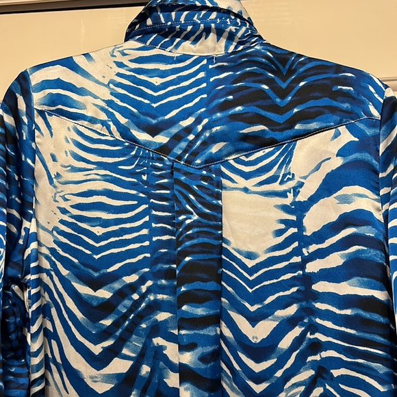 CACHE FRONT BUTTON DOWN ANIMAL POINT SIZE. M - Picture 10 of 13